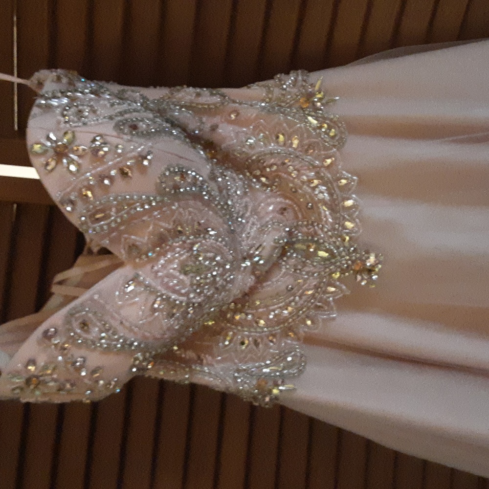 ✨️GLAM STRAPLESS PROM gown✨️ - Picture 3 of 8